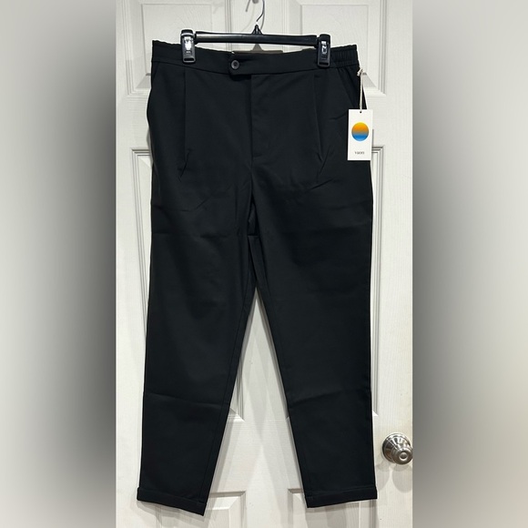 Vuori Men's 32 Cascade Elastic Waist Trouser Black NWT Pleated Breathable